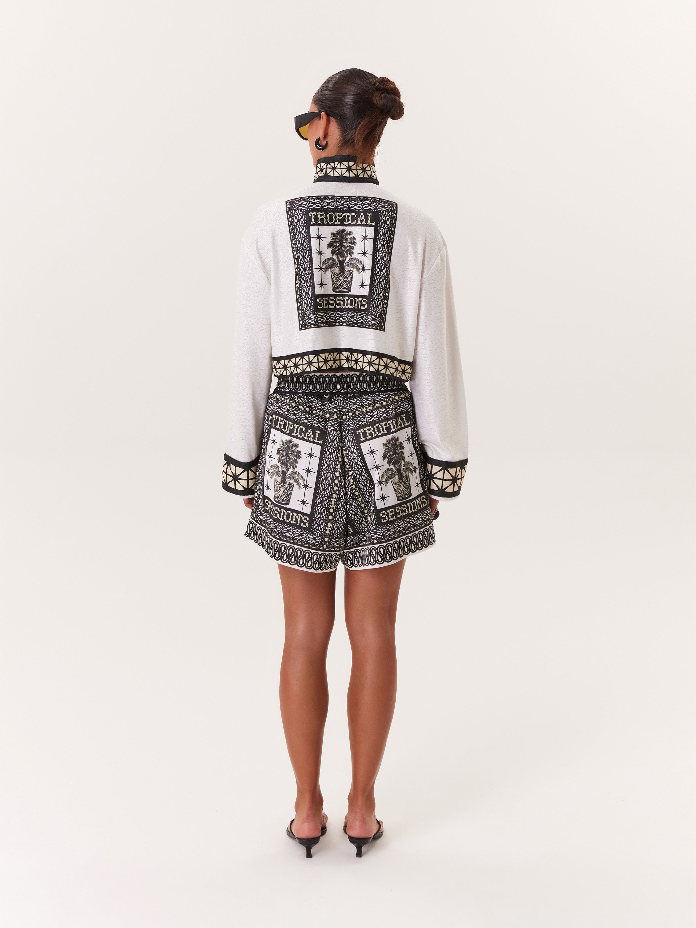 Tropical Elastic Shorts - Black