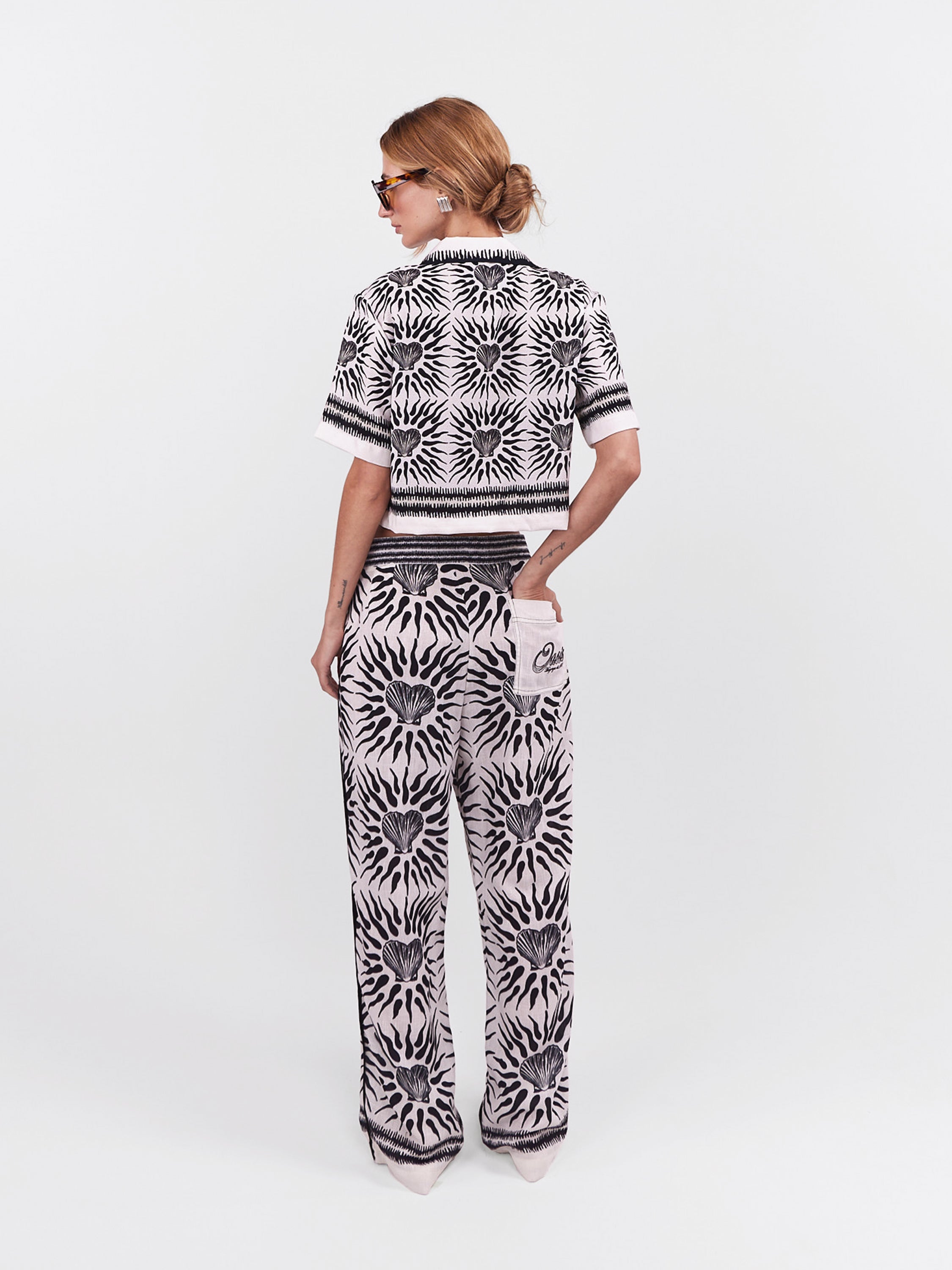 Oasis Cropped Polo - Black